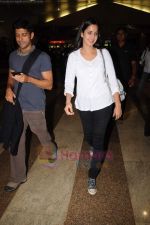 Farhan Akhtar, Katrina Kaif as they return fom Zindagi Na Milegi Dobara road tour in Airport, Mumbai on 12th July 2011 (40).JPG